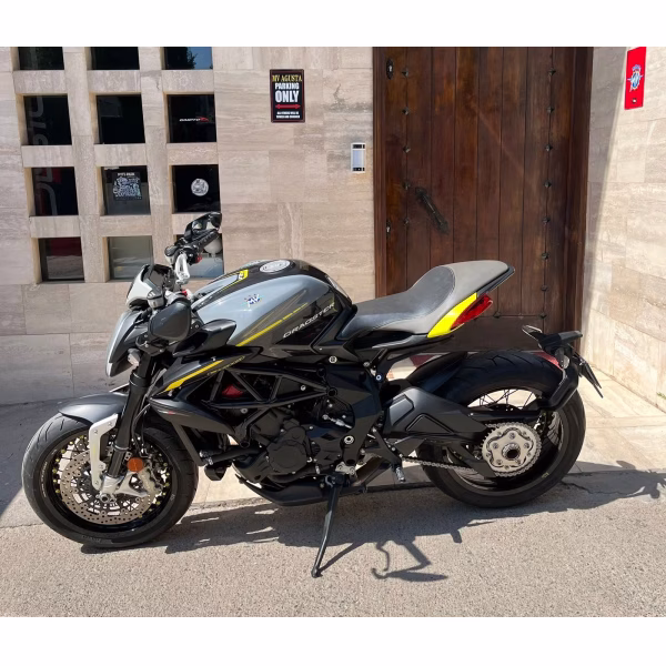 MV AGUSTA DRAGSTER 800RR