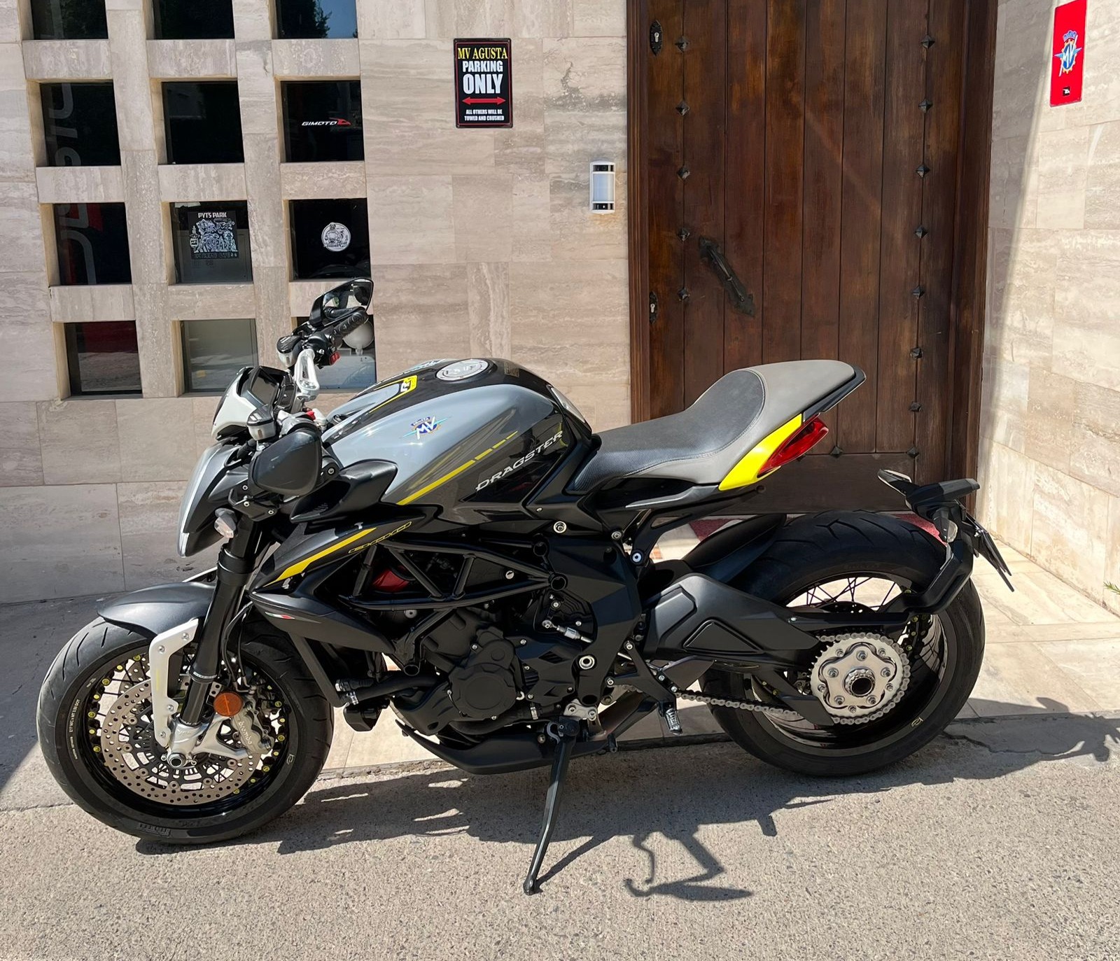 MV AGUSTA DRAGSTER 800RR