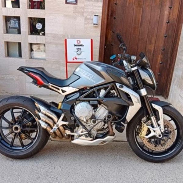 MV AGUSTA DRAGSTER 800  2018